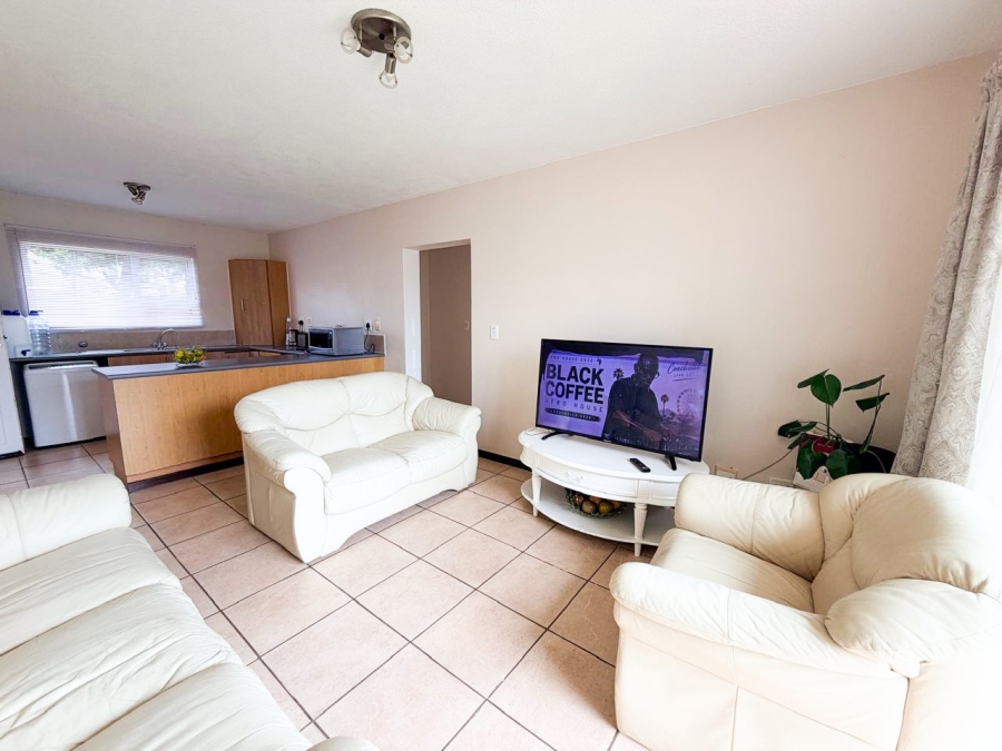 2 Bedroom Property for Sale in Beacon Bay Eastern Cape